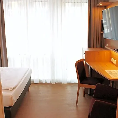 Drk-tagungshotel-dunant Hotel *